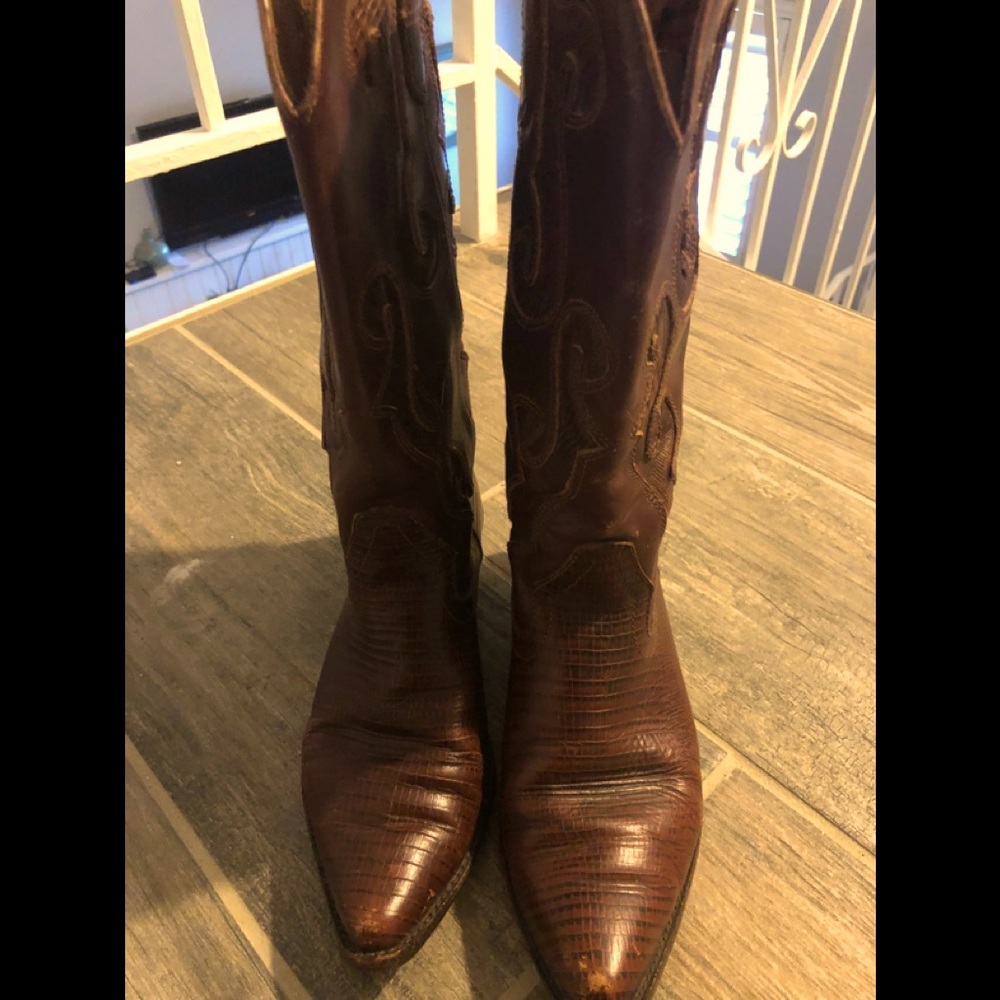 Vintage boots Brazil